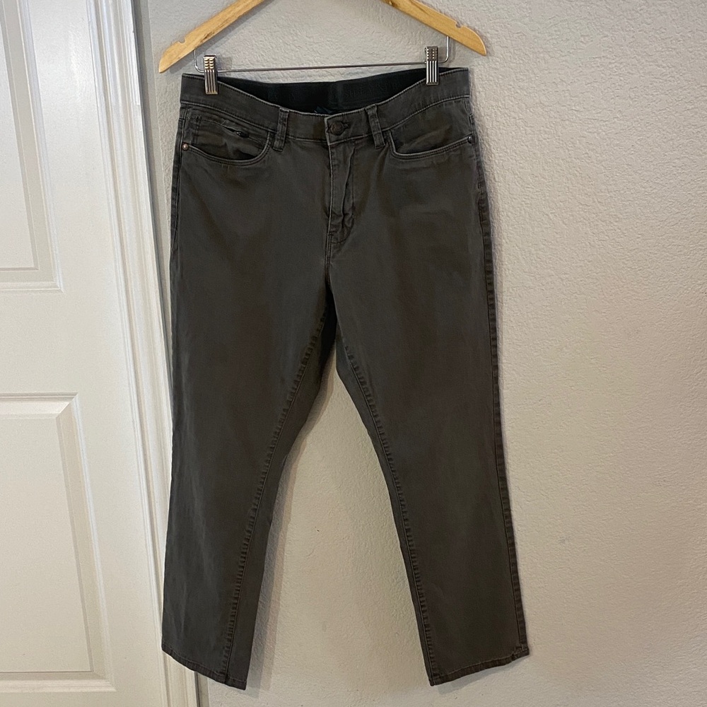 English Laundry Men's Straight Jeans - olive‎ green